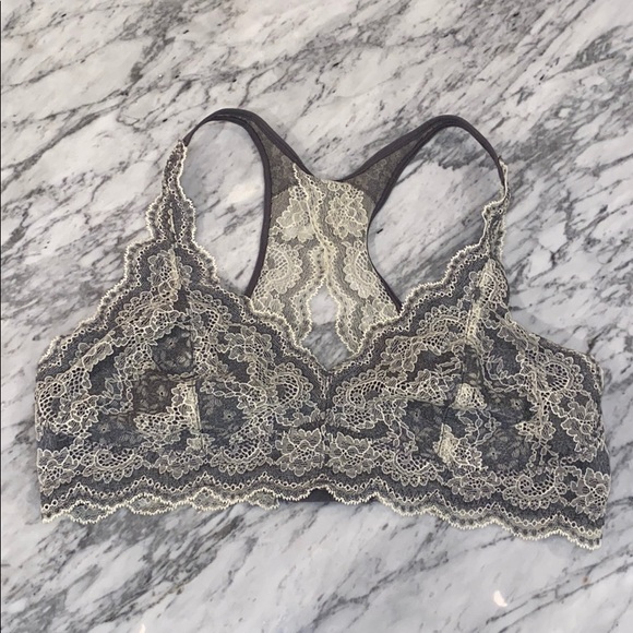 Felina Lacey Bralette - Picture 1 of 17